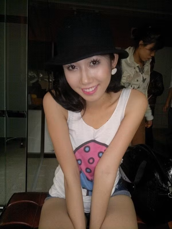 Hanh trinh lot xac nhan sac cua Thuy Ngan