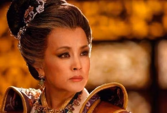 Nhung vi Thai Thuong Hoang Trung Quoc song cuoi doi nhu the nao?-Hinh-11