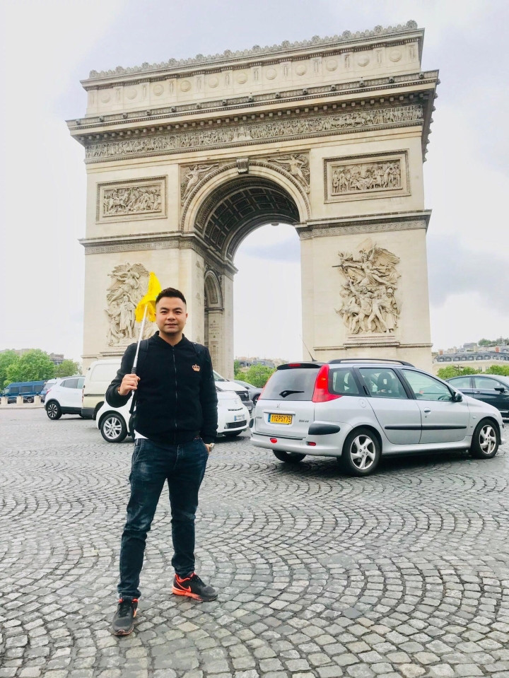 Sau 2 năm bán hàng online, hướng dẫn viên du lịch hạnh phúc lại được dẫn tour Sau 2 nam ban hang online, huong dan vien du lich hanh phuc lai duoc dan tour