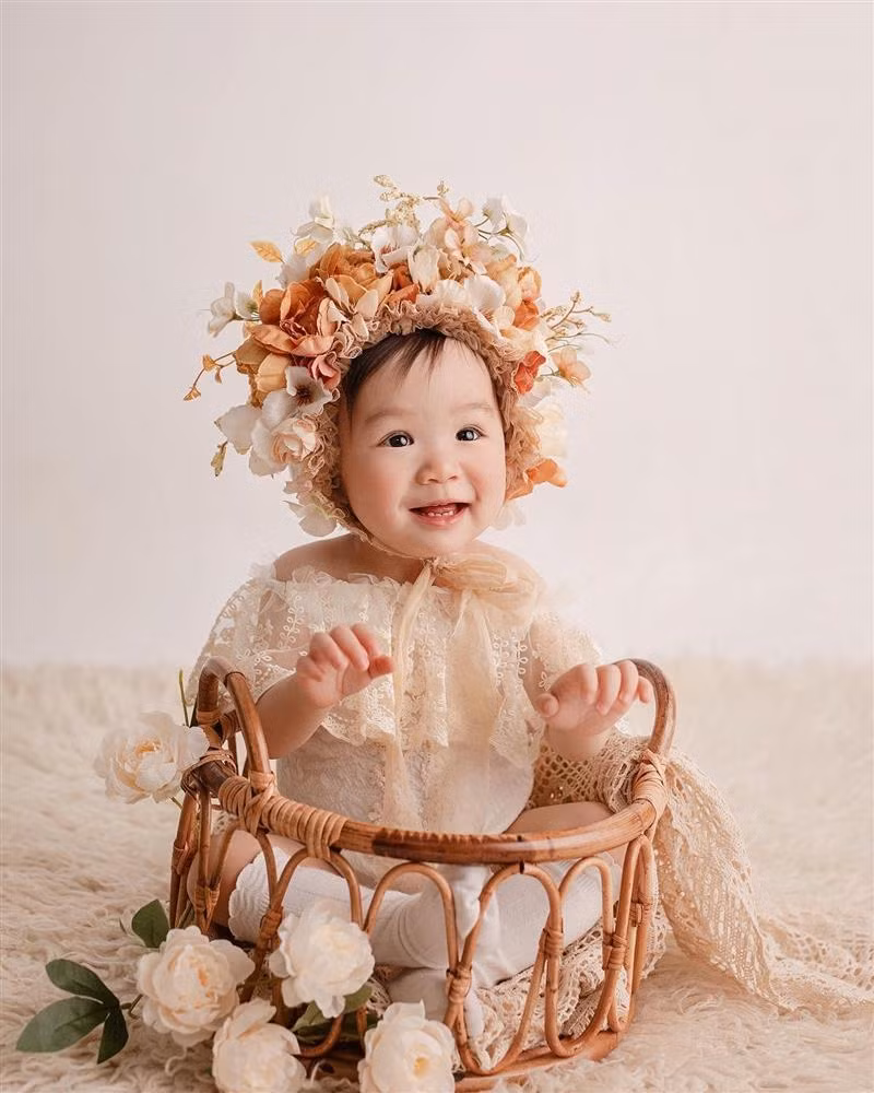 Ngoai hinh con gai An Nguy sau 1 nam chao doi bang IVF-Hinh-2