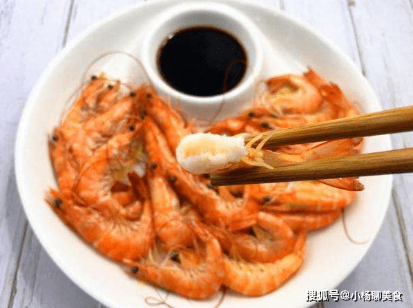 Luộc hải sản cần nhớ 2 bước này, nếu không sẽ tanh và mất ngon Luoc hai san can nho 2 buoc nay, neu khong se tanh va mat ngon