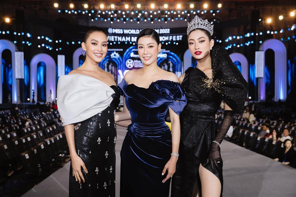 Ha Kieu Anh de lo doi mat sung hup sau nghi van 