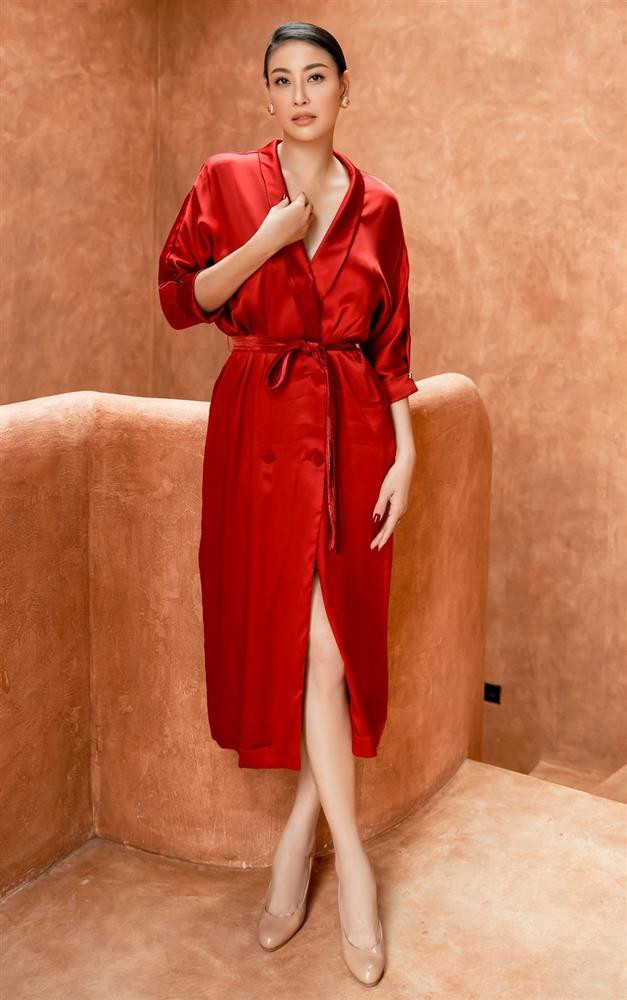 Ha Kieu Anh de lo doi mat sung hup sau nghi van 