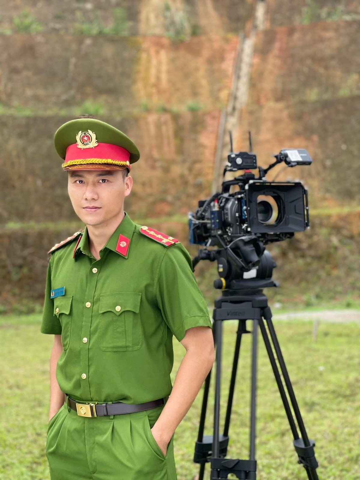 Ve nam tinh cua dai uy cong an Phong cua 