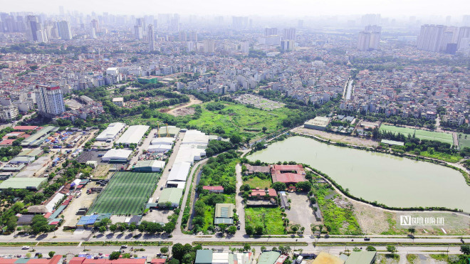 Theo quy hoạch, khu công viên cây xanh gồm các hạng mục chính: Cổng vào, cây xanh công cộng, hồ điều hòa, mương tiêu kết hợp cảnh quan, đường giao thông, đường dạo, khu chợ sinh vật cảnh, chợ tiểu thủ công nghiệp, sân tập golf… được khai thác theo loại hình công viên mở, không xây hàng rào ngăn cách.