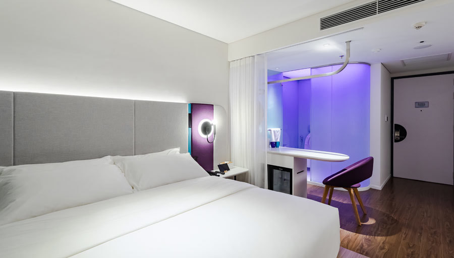 Pha bo quy uoc tram nam: Khach san nhan tra phong bat cu luc nao, du 24h thu tien-Hinh-2