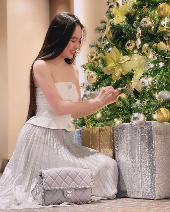 Ái Phi là sinh viên ngành Luật của trường Đại học Tôn Đức Thắng.