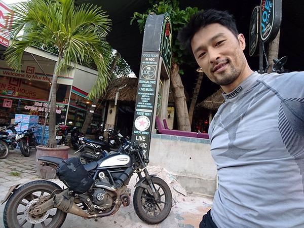 hiều khán giả yêu phim hành động Việt tỏ ra thất vọng với hình tượng của anh. Một số thì bày tỏ sự lo lắng cho sức khỏe của nam diễn viên sinh năm 1974.