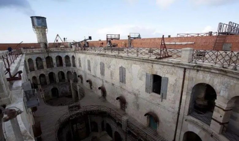  Trên thế giới có một nhà tù, có thể nói là nhà tù tự do, thoải mái nhất thế giới. Thậm chí, nhiều người còn cho rằng những tù nhân ở đây như đang đi nghỉ dưỡng.