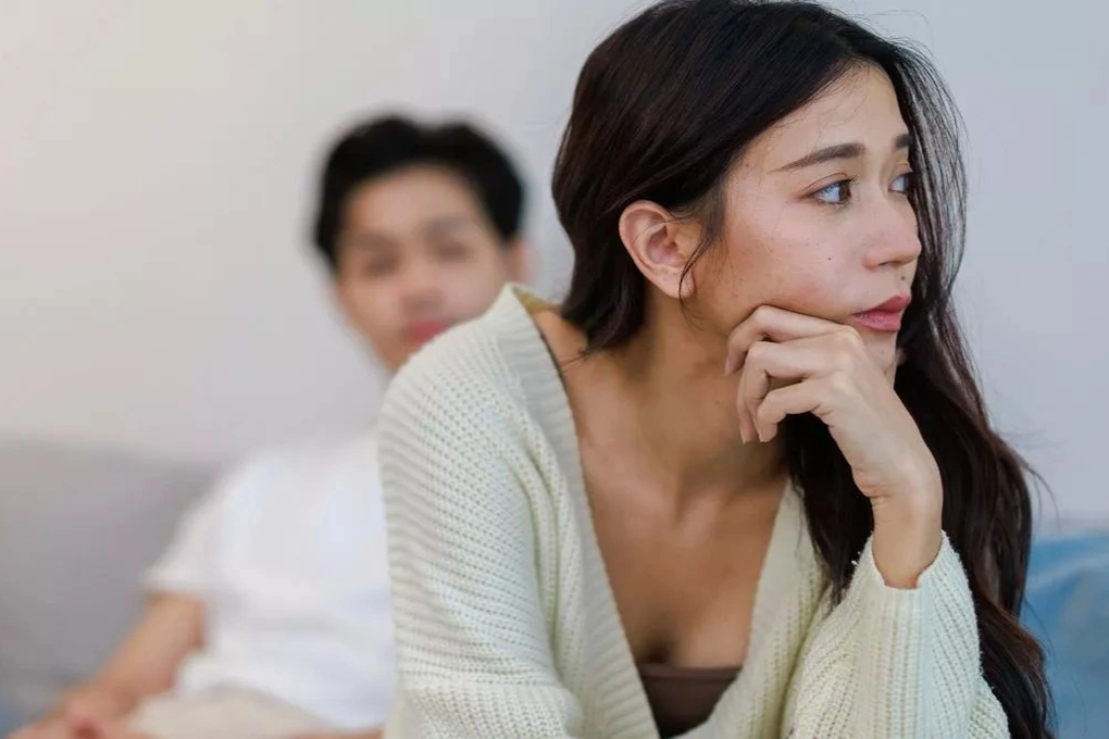 Chong bi mat lap camera de chung minh toi la nguoi vo “an hai