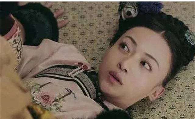  Về cơ bản đều có quy định về thời gian nghiêm ngặt, hết thời gian sẽ bị thái giám đuổi về. Do vậy tình huống mệt vì ân ái với hoàng đế là hoàn toàn không thể xảy ra. Thực ra, lý do không phức tạp.