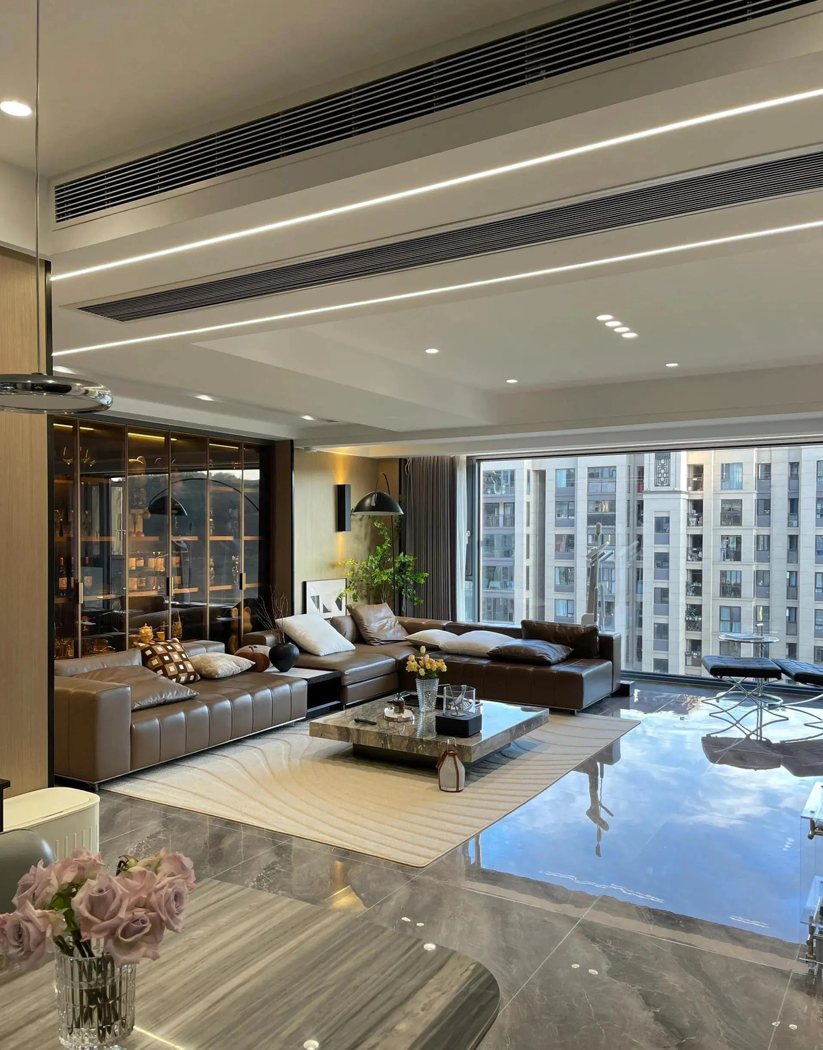 Thich me can nha rong 138m2 cua co gai 9x