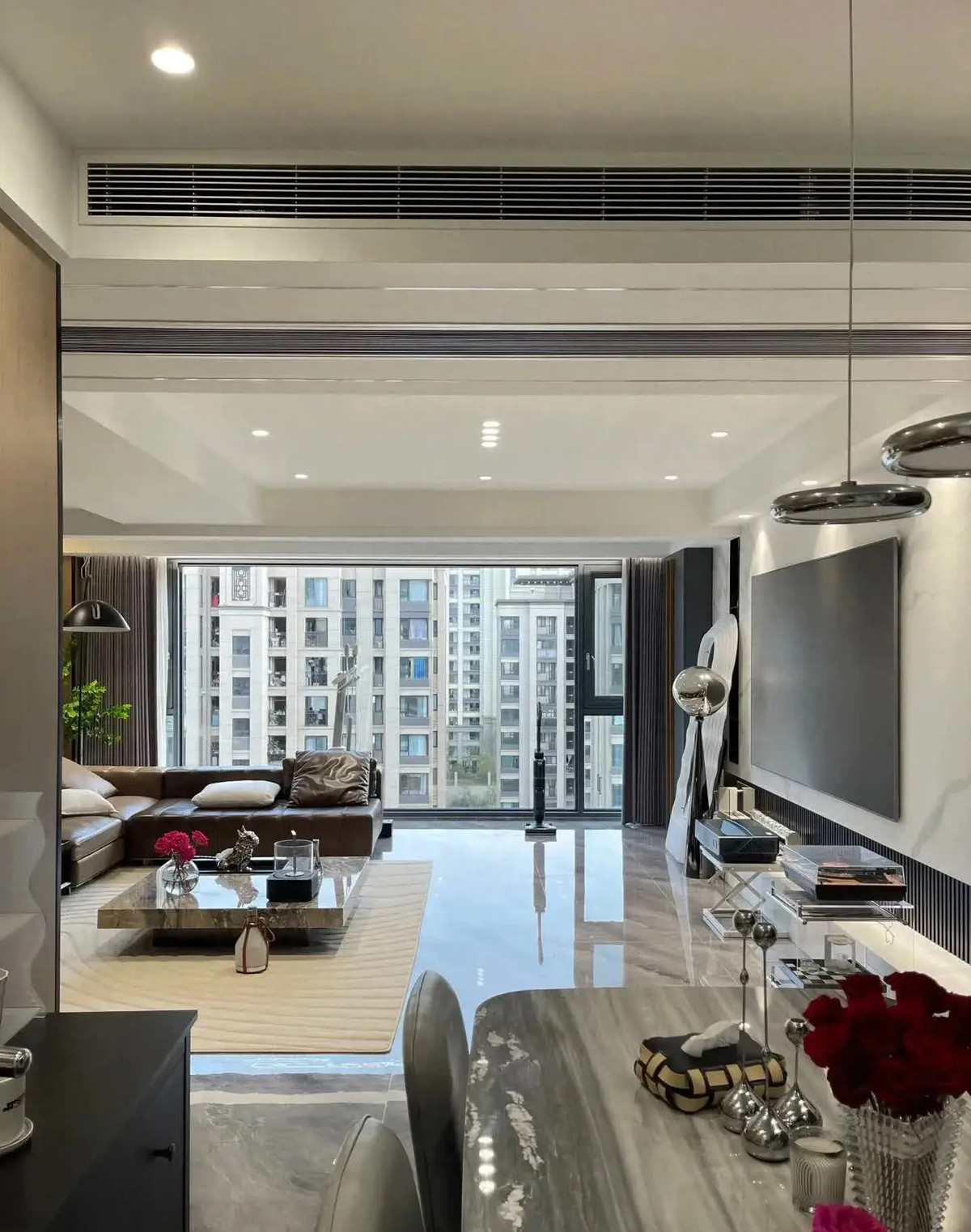 Thich me can nha rong 138m2 cua co gai 9x-Hinh-2