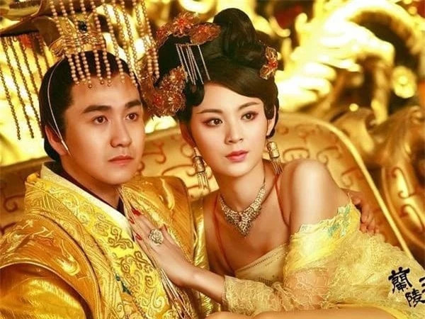 Nàng hậu có làn da toả hương, bị ép làm chiến lợi phẩm là ai? - Hình 2 Nang hau co lan da toa huong, bi ep lam chien loi pham la ai?-Hinh-2