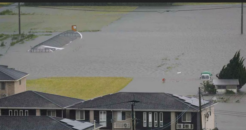 Siêu bão Shanshan gây thiệt hại nghiêm trọng tại Nhật Bản - Hình 2 Sieu bao Shanshan gay thiet hai nghiem trong tai Nhat Ban-Hinh-2