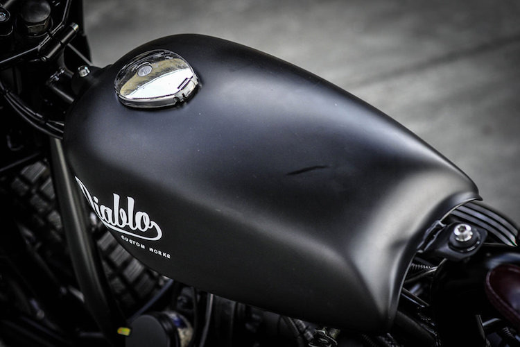 K-Speed đã tận dụng những chi tiết cũ để giảm tối đa chi phí cho bản độ Diablo như bình xăng từ xác một chiếc Kawasaki TL và ghi-đông nhặt ở bãi phế liệu. Các cùm công tắc của xe được mua mới từ hãng Biltwell, trong khi đèn pha trước và đèn hậu của xe cũng là những phụ tùng độ rất sẵn.