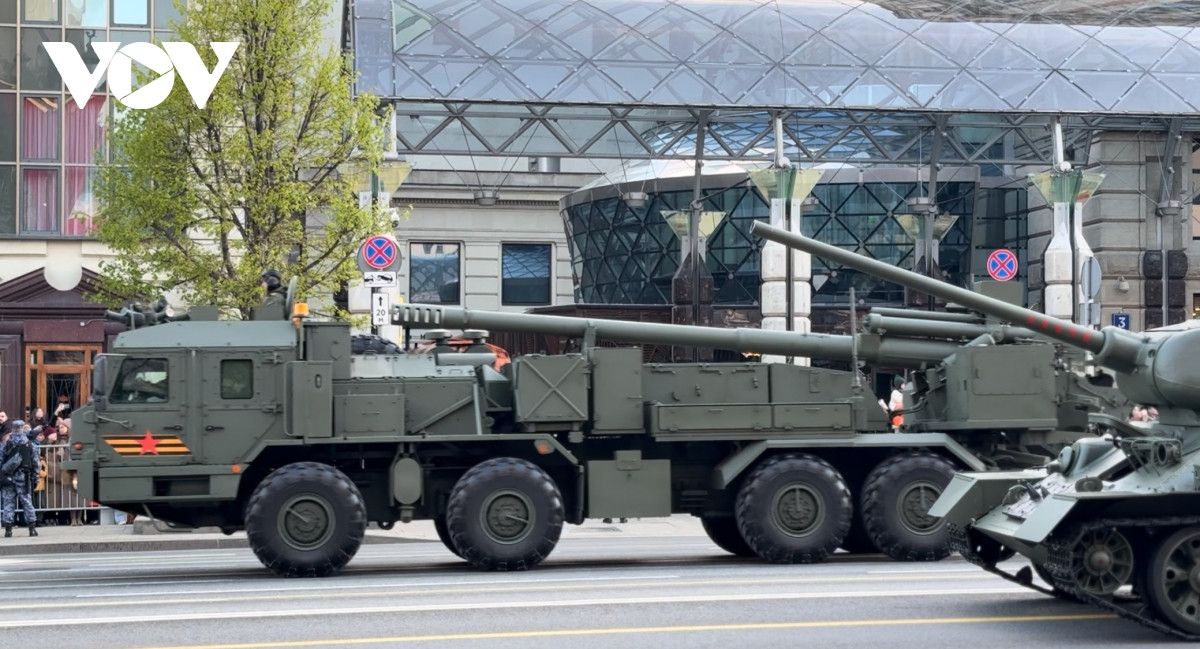 Tại buổi sơ duyệt, phần trình diễn trang bị, khí tài của nước chủ nhà Liên bang Nga đã thu hút sự quan tâm, gây ấn tượng mạnh đối với các đoàn tham dự và những người có mặt tại hiện trường.