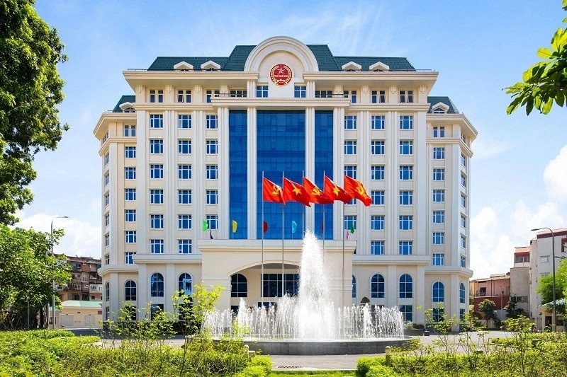 Cuc Thue tam dung giai quyet chinh sach cho nguoi nghi huu truoc tuoi