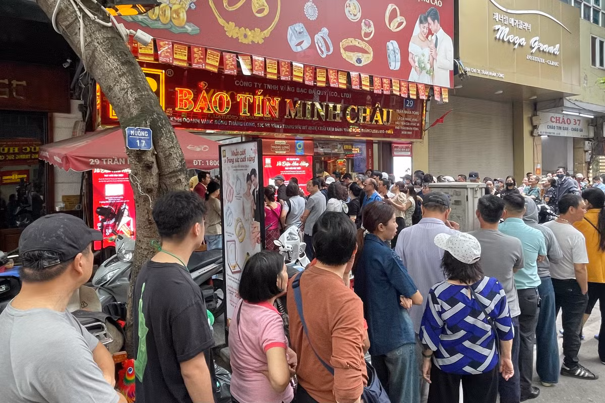 Canh tuong chua tung thay o 'pho vang' Ha Noi-Hinh-4