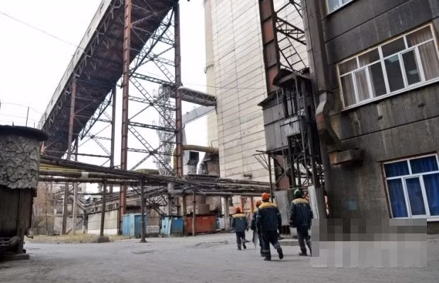 Nhà máy nhiệt điện Lugansk.