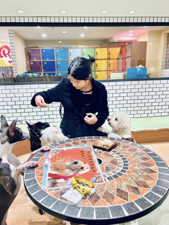 Con gai Truong Ngoc Anh vi vu Nhat Ban cung bo, chieu cao chuan sieu sao-Hinh-6