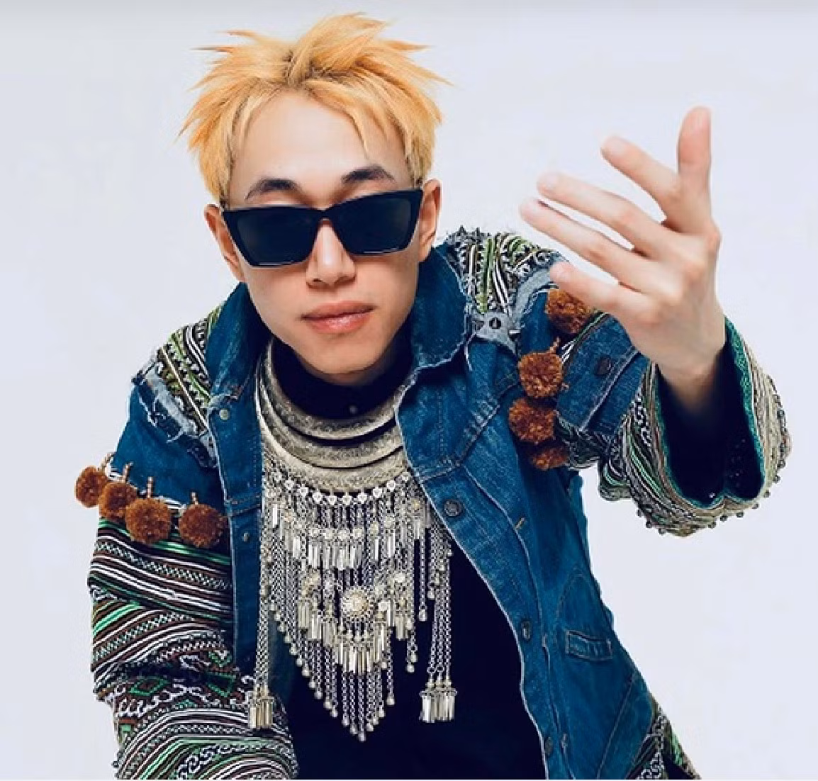 Double2T - Quan quan Rap Viet mua 3: Mai me chay show-Hinh-2