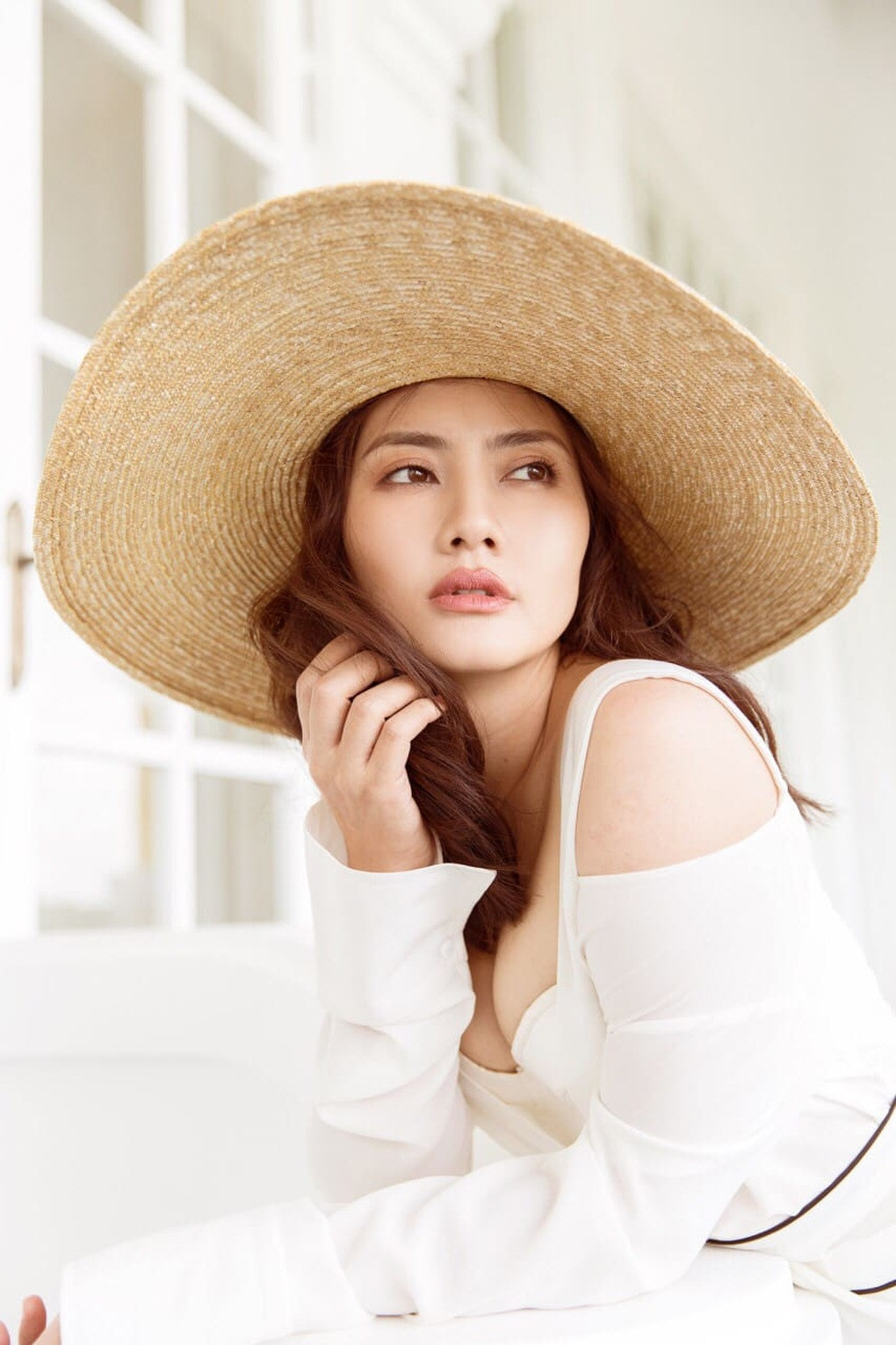 Mai Phuong Thuy va dan sao phim “Am tinh” gio ra sao?-Hinh-5