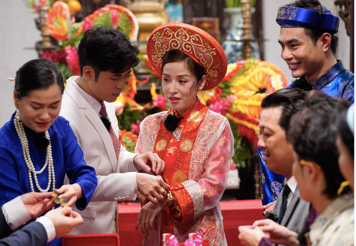 5 cô dâu xinh đẹp của showbiz Việt đợi lên xe hoa cuối năm 2023 - Hình 6 5 co dau xinh dep cua showbiz Viet doi len xe hoa cuoi nam 2023-Hinh-6