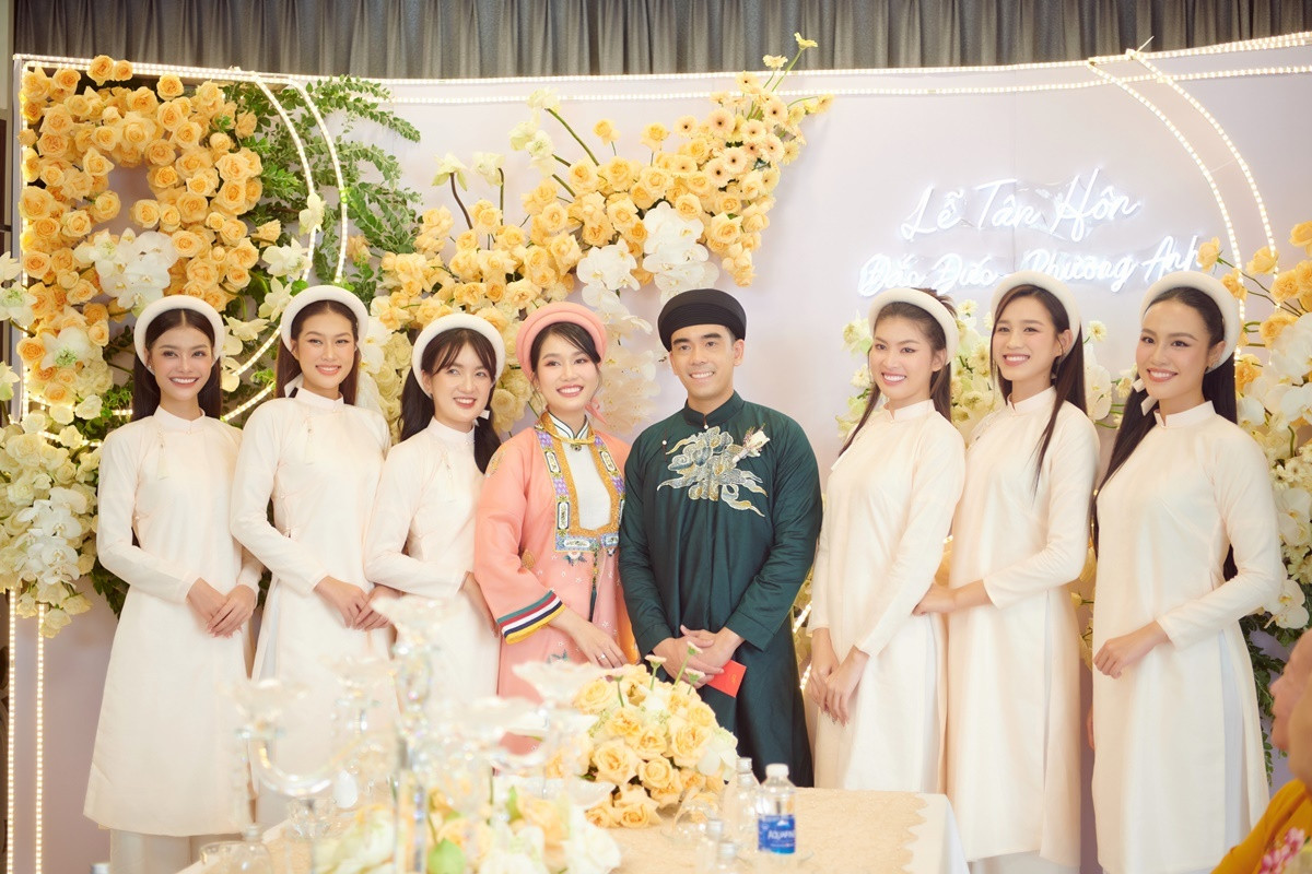 5 cô dâu xinh đẹp của showbiz Việt đợi lên xe hoa cuối năm 2023 - Hình 2 5 co dau xinh dep cua showbiz Viet doi len xe hoa cuoi nam 2023-Hinh-2