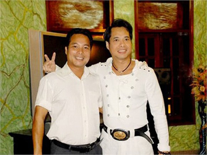 Cuoc song cua 2 em ruot ong hoang nhac sen gio ra sao?