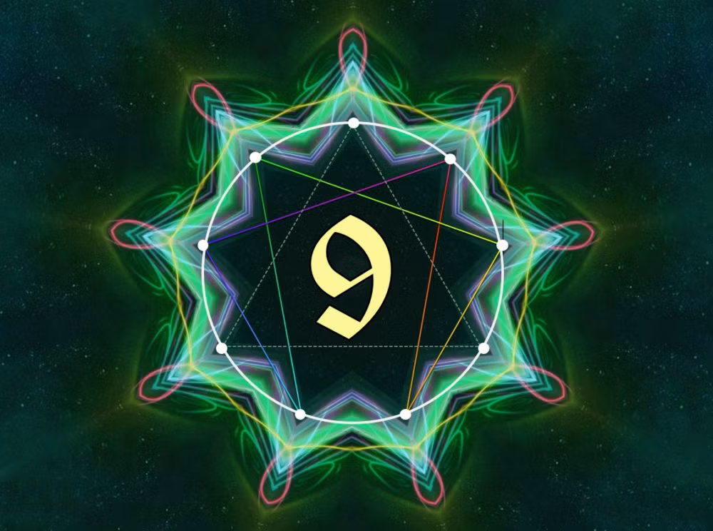 Trong lịch sử, từ phương Đông sang phương Tây, số 9 đã được nhiều nền văn hóa coi là một con số đặc biệt, biểu tượng cho những sức mạnh huyền bí, siêu nhiên.