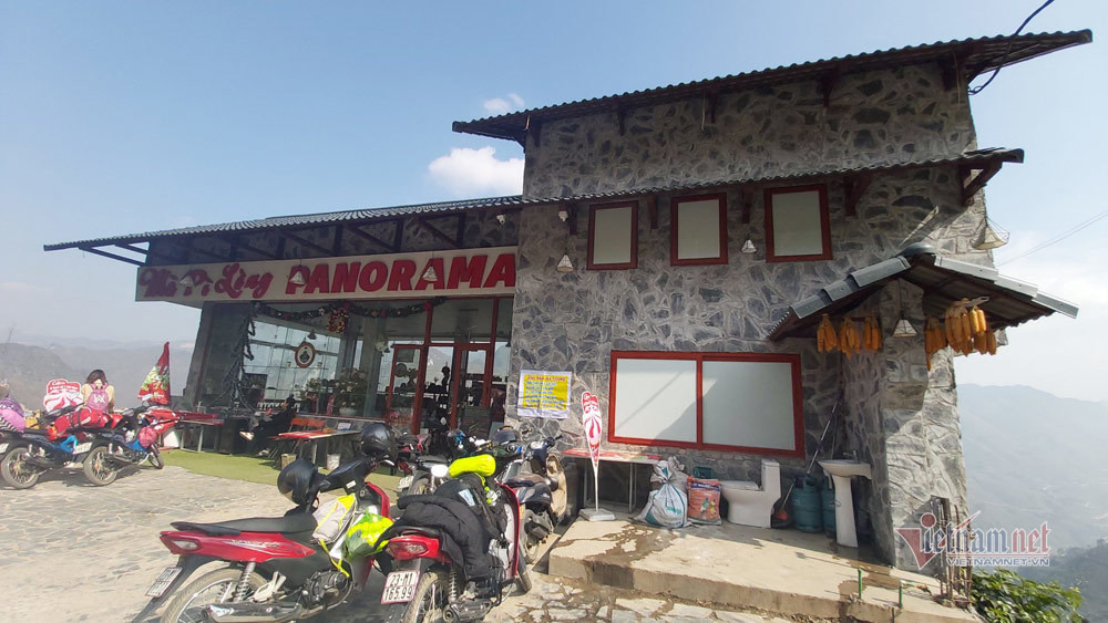 Dai dien UBND huyen Meo Vac noi Panorama Ma Pi Leng duoc cai tao theo dung tham dinh-Hinh-3