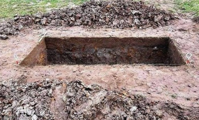 Vào tháng 11/2020, cuộc khai quật khảo cổ tại di tích Hội Thống thuộc xã Xuân Hội, huyện Nghi Xuân, tỉnh Hà Tĩnh đã được thực hiện. Cuộc khai quật này giúp làm rõ hơn vai trò của thương cảng cổ Hội Thống trong hệ thống thương mại biển ven bờ khu vực Bắc Trung bộ Việt Nam. Ảnh: Báo điện tử Đảng Cộng sản Việt Nam.