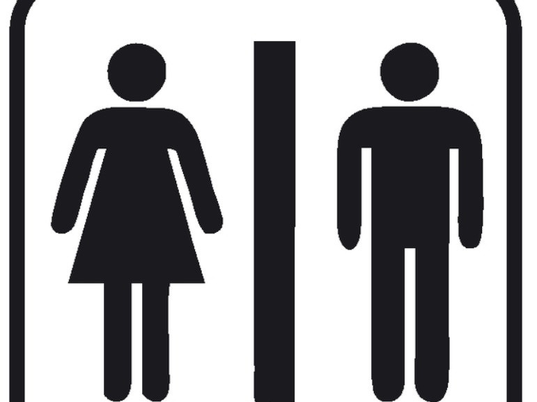 Nam sinh truong THPT Giong Ong To quay len trong nha ve sinh nu