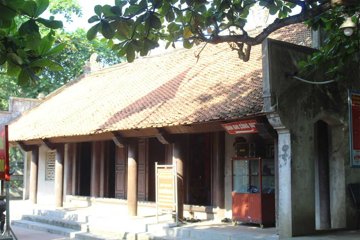 Bí ẩn pho tượng một tay, một chân trong ngôi đền cổ ở Thanh Hóa ảnh 2 Bí ẩn pho tượng một tay, một chân trong ngôi đền cổ ở Thanh Hóa ảnh 2