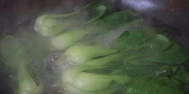 Xao rau muon xanh muot, gion ngot ghi nho ngay 3 bi quyet nay-Hinh-5