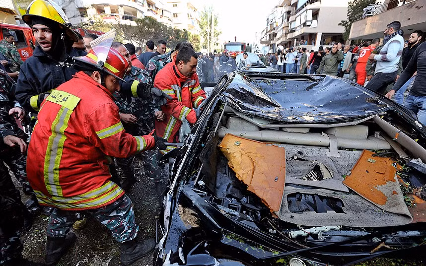 Hội đồng Bảo an Liên Hợp Quốc và Mỹ đã mạnh mẽ lên án vụ đánh bom, mô tả chúng là "hành động vô nghĩa và đáng khinh bỉ" .