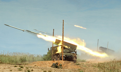 BM-21 Grad khai hỏa.