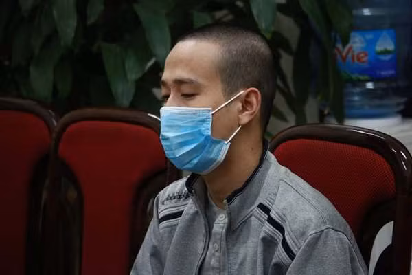 'Hop dong' mua dam o Ha Noi, goi 'tron thang' 20 trieu