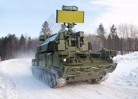 Hệ thống phòng không tầm thấp tự hành Tor.