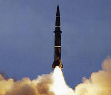 Tên lửa đạn đạo chiến thuật DF-11.