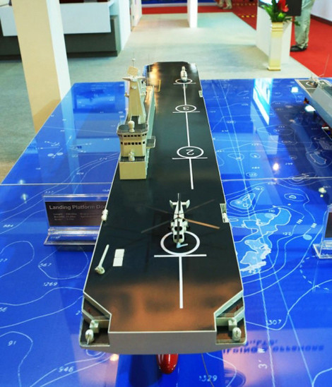 Tàu đổ bộ thế hệ mới cỡ 20.000 tấn của Trung Quốc.