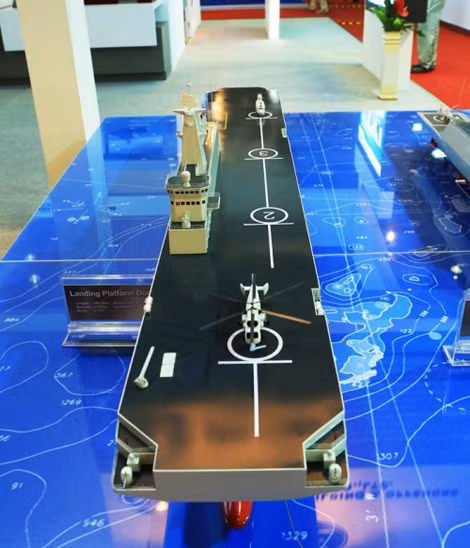 Tàu đổ bộ thế hệ mới cỡ 20.000 tấn của Trung Quốc.