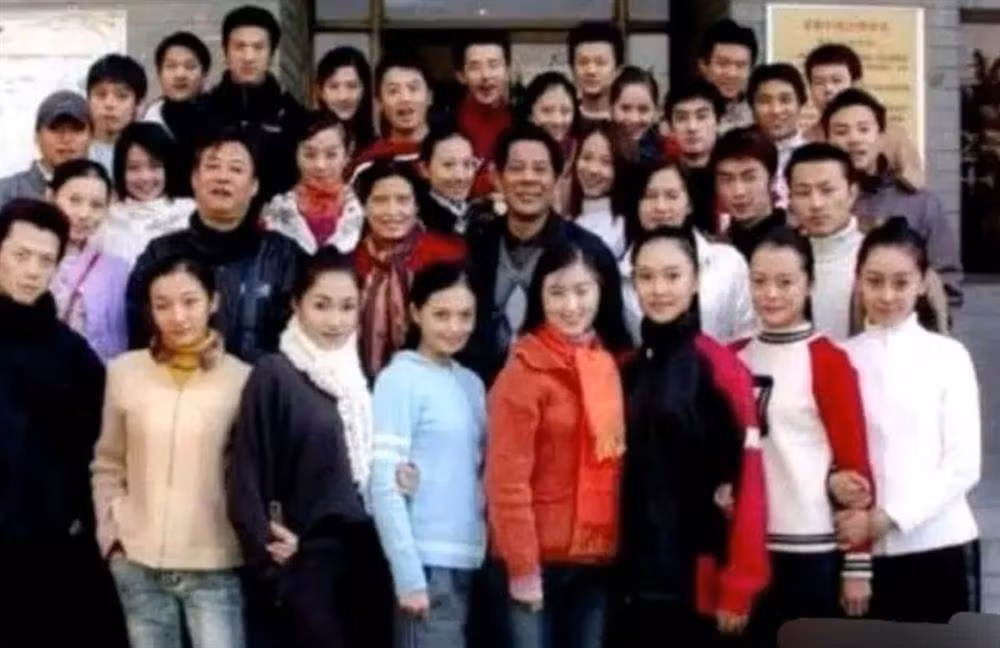 'Phot' Luu Diec Phi: Bang cap gia, phau thuat lai nhan 'thien tien'?-Hinh-5