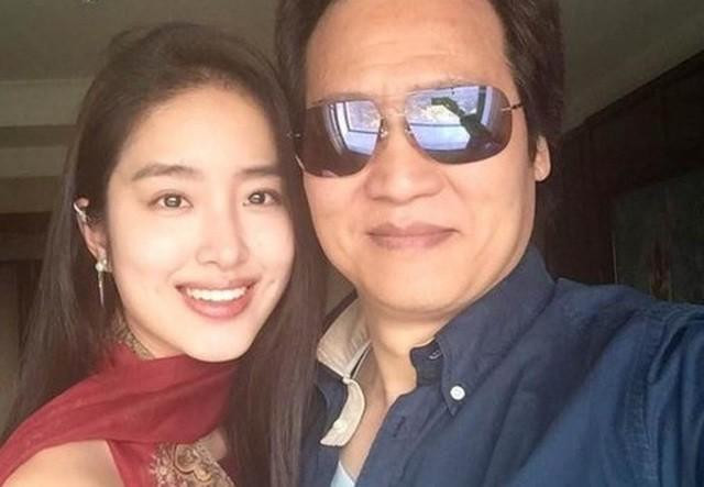 'Phốt' Lưu Diệc Phi: Bằng cấp giả, phẫu thuật lại nhận 'thiên tiên'? - Hình 14 'Phot' Luu Diec Phi: Bang cap gia, phau thuat lai nhan 'thien tien'?-Hinh-14