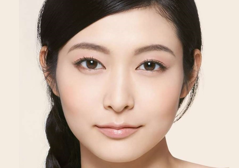 Tuy nhiên, không có nhiều phụ nữ sinh ra đã có dáng lông mày này, nếu có thì phải tận dụng để không bỏ lỡ cơ hội may mắn trong tình duyên.