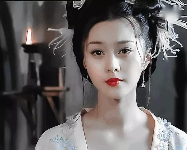 Phạm Băng Băng từng đóng Mộng Hoa Lục, đẹp bỏ xa Lưu Diệc Phi - Hình 4 Pham Bang Bang tung dong Mong Hoa Luc, dep bo xa Luu Diec Phi-Hinh-4