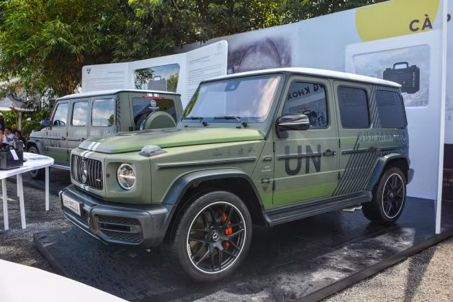 Dai gia Dang Le Nguyen Vu khoe dan sieu xe hon 100 ty dong-Hinh-5