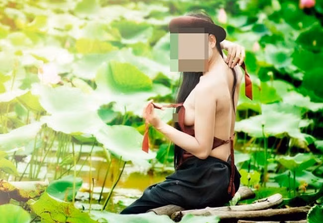 Ho sen mua he nong ruc vi nhieu chi em hon nhien mac khong noi y-Hinh-16