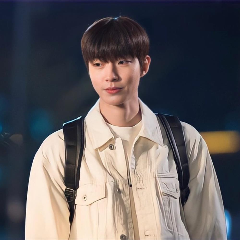 4 sao nam phu gap 'han' khi len chinh: Nguoi dien xuat do, ke scandal-Hinh-4